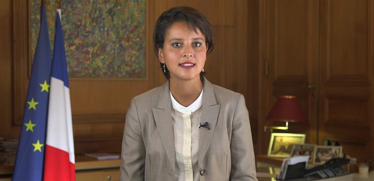 Courte Najat Vallaud Belkacem Photo Censurée École et numérique : interview de la ministre Najat Vallaud-Belkacem