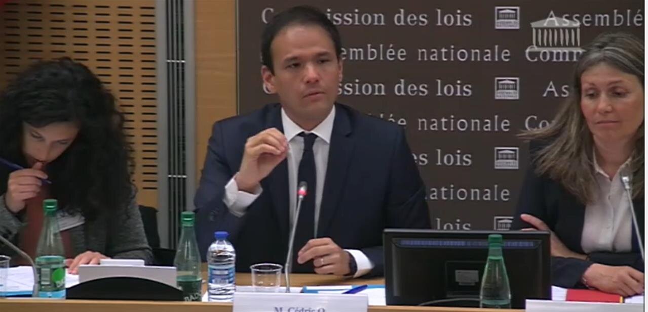 Imposer l’interopérabilité aux plateformes ? Les doutes et la prudence de Cédric O